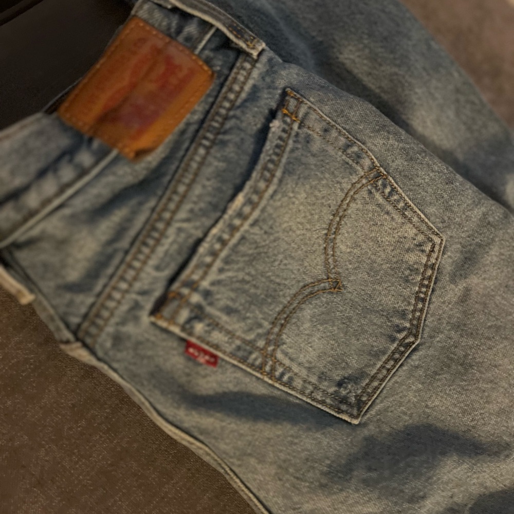 Levi's 501 Classic Blue Jeans 27